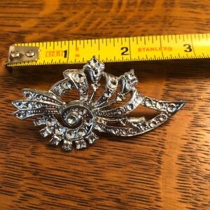 Vintage brooch - silver-tone Art Deco